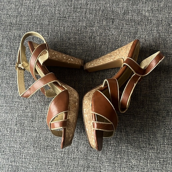 Cork Sandals - Picture 3 of 5